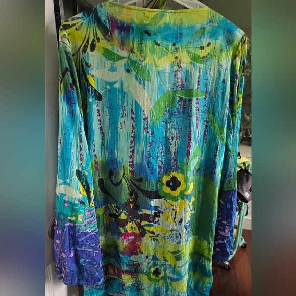 Colorful V-Neck Long Sleeve Tunic Or Coverup - Picture 2 of 4